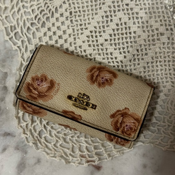 Coach Key Holder - Picture 2 of 12